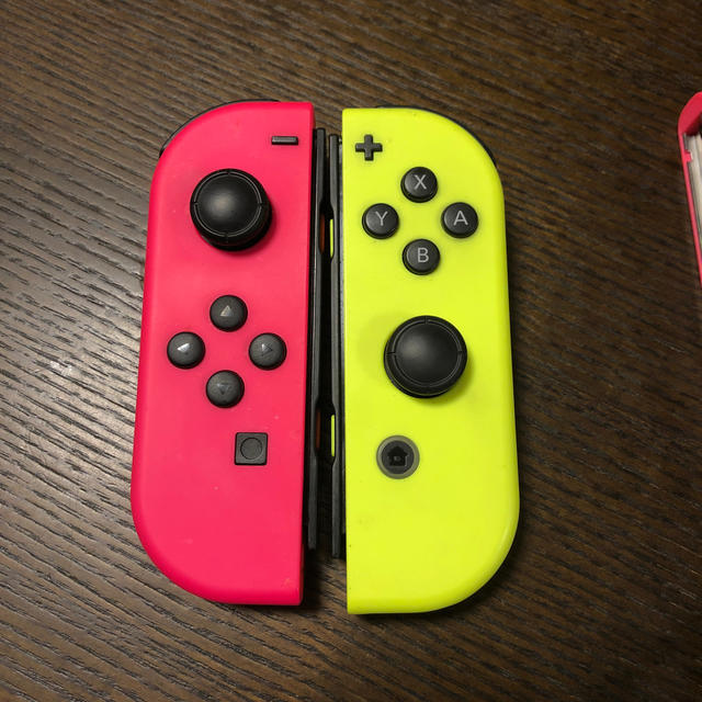 Nintendo Switch(ニンテンドースイッチ)のニンテンドースイッチ ジョイコン エンタメ/ホビーのゲームソフト/ゲーム機本体(その他)の商品写真