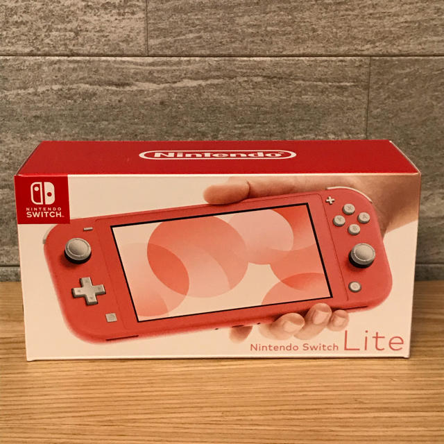 新品未開封 Nintendo Switchlite コーラル