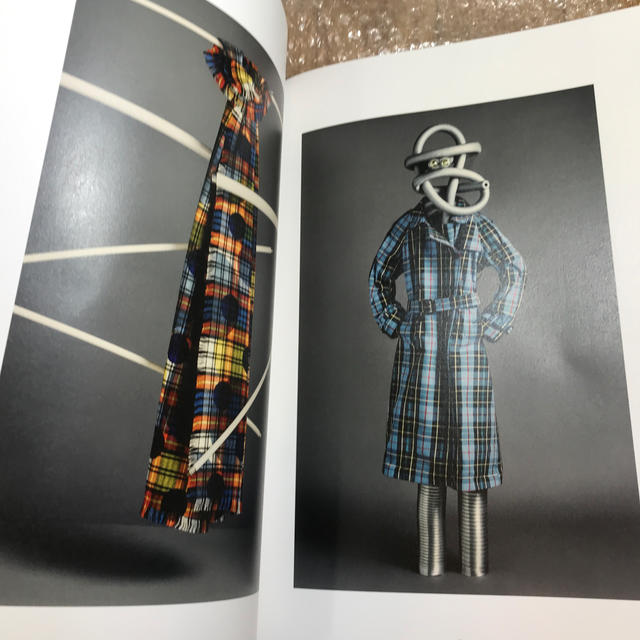 BURBERRY(バーバリー)のBURBRRYカタログ☆G I FTＳ エンタメ/ホビーのアート用品(その他)の商品写真