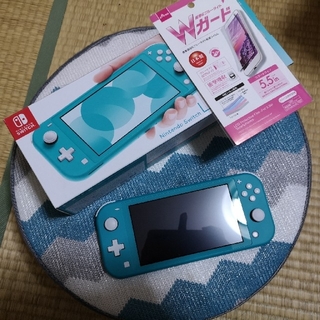 ニンテンドースイッチ(Nintendo Switch)の【美品】Nintendo Switch Lite 本体 ターコイズ(携帯用ゲーム機本体)