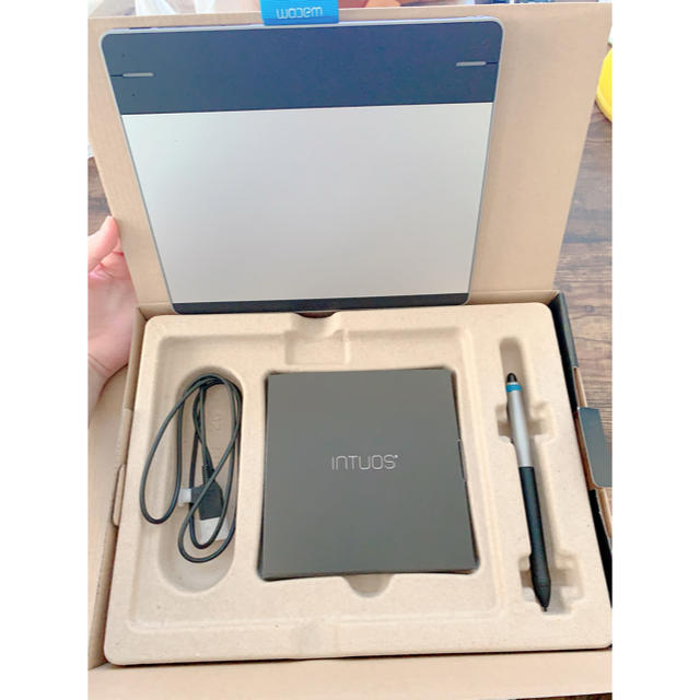 Wacom(ワコム)のwacom Creative pen＆touch tablet スマホ/家電/カメラのPC/タブレット(タブレット)の商品写真