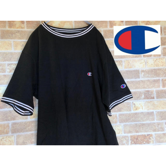 Champion(チャンピオン)のチャンピオン　champion ライン　tシャツ  黒　XL メンズのトップス(Tシャツ/カットソー(半袖/袖なし))の商品写真