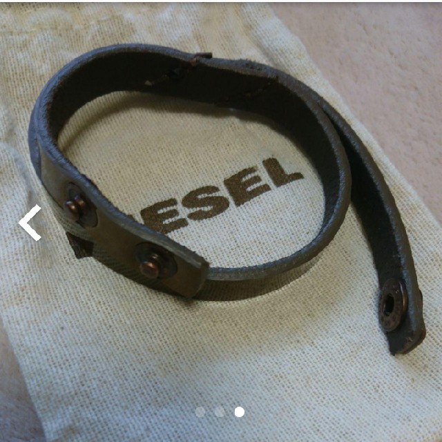 DIESEL(ディーゼル)の試着のみ未使用！DIESEL☆レザーブレスレット メンズのアクセサリー(ブレスレット)の商品写真