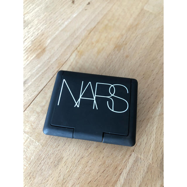 NARS(ナーズ)のNARS ブラッシュ オーガズム ミニサイズ コスメ/美容のベースメイク/化粧品(チーク)の商品写真