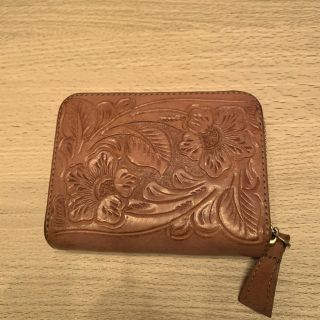 グレースコンチネンタル(GRACE CONTINENTAL)のCarving Tribes カードケース(名刺入れ/定期入れ)