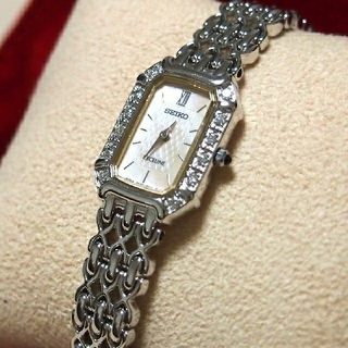 セイコー(SEIKO)の❤️😜❤️SEIKO  EXCELINE ダイヤモンド 腕時計 シルバー(腕時計)