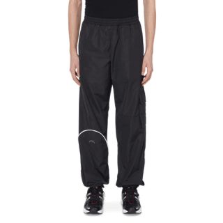 Off-White(ワークパンツ/カーゴパンツ)のフリマアイテム一覧 Off-White(ワークパンツ/カーゴパンツ)のフリマアイテム一覧