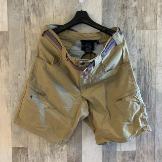 アークテリクス(ARC'TERYX)の今日だけ値下げ！クレッタルムーセン　ショートパンツ　ベージュ　M(ショートパンツ)