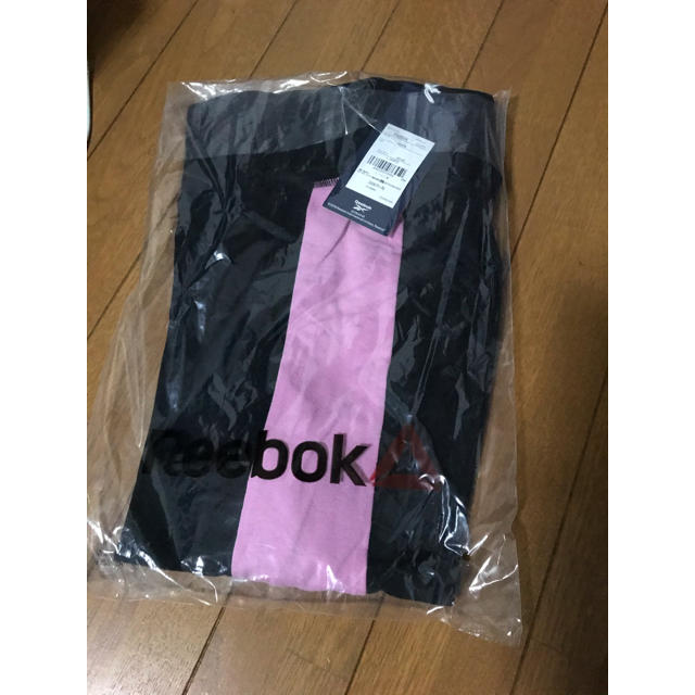 Reebok(リーボック)のReebok レギンス ピンク レディースM レディースのレッグウェア(レギンス/スパッツ)の商品写真