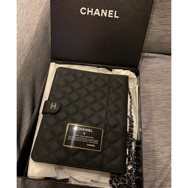 CHANEL シャネル キャビアスキン ipadケース ショルダー マトラッセ