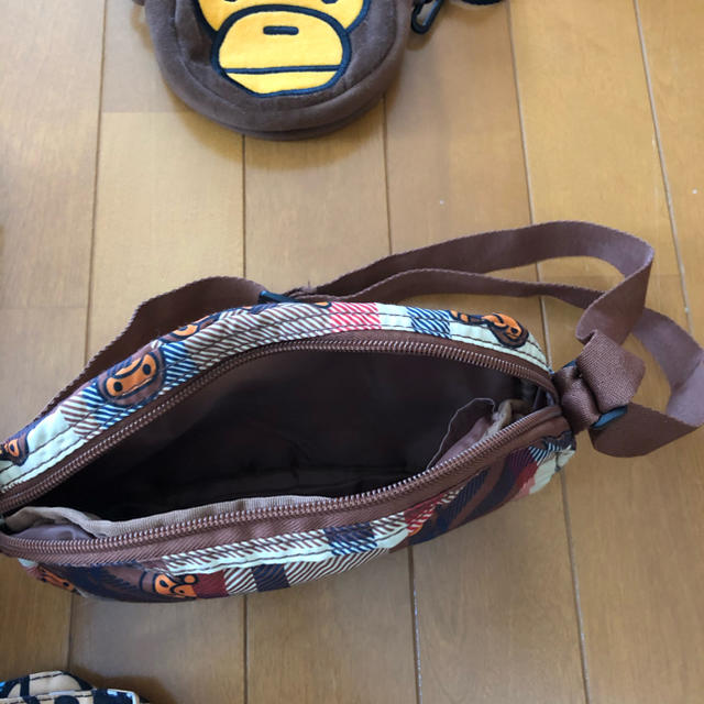 A BATHING APE(アベイシングエイプ)のBAPE 4点 バッグ キッズ ショルダーバッグ MILO キッズ/ベビー/マタニティのこども用ファッション小物(その他)の商品写真