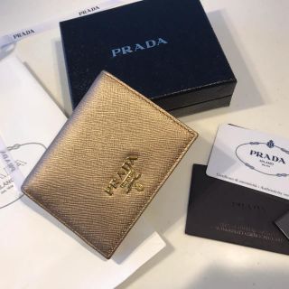 プラダ(PRADA)のSALE！　正規プラダ  ピンクゴールド財布(財布)