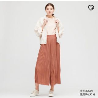 ユニクロ(UNIQLO)のシフォンプリーツスカート(キュロット)