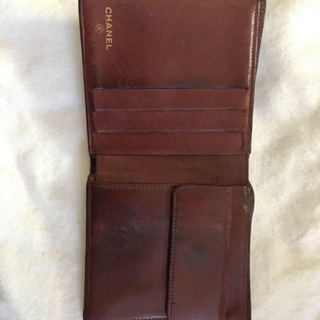 CHANEL(シャネル)のCHANEL キャビアスキン 二つ折り財布 レディースのファッション小物(財布)の商品写真