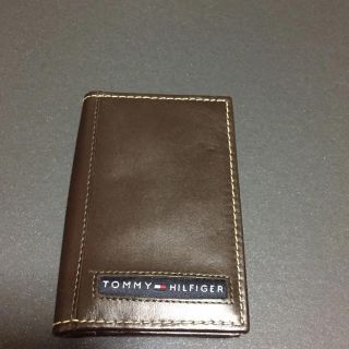 トミーヒルフィガー(TOMMY HILFIGER)のトミーヒルフィガー 二つ折 名刺入れ ☆美品☆(名刺入れ/定期入れ)