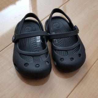 クロックス(crocs)のcrocs　クロックス　１２㎝　サンダル(サンダル)