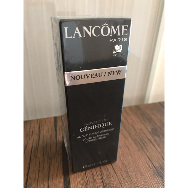 LANCOME(ランコム)の新品未開封♡LANCOME♡美容液♡ジェニフィックアドバンスト♡ コスメ/美容のスキンケア/基礎化粧品(美容液)の商品写真