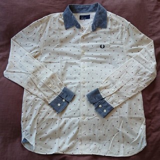 フレッドペリー(FRED PERRY)のフレッドペリー FRED PERRY ボタンシャツ刺繍模様 Ｌ ヒットユニオン (シャツ)