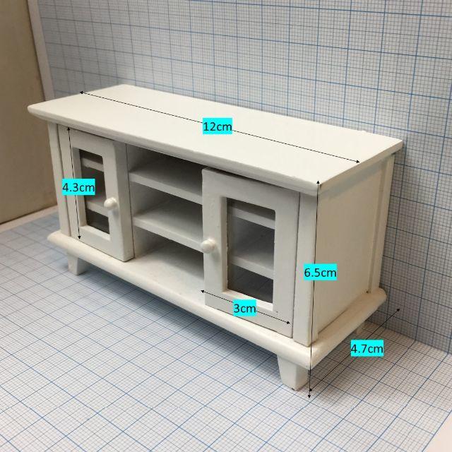 u110◆洋風な部屋に◆ ドールハウス 用 ミニチュア チェスト 白 ローボード ハンドメイドのおもちゃ(ミニチュア)の商品写真