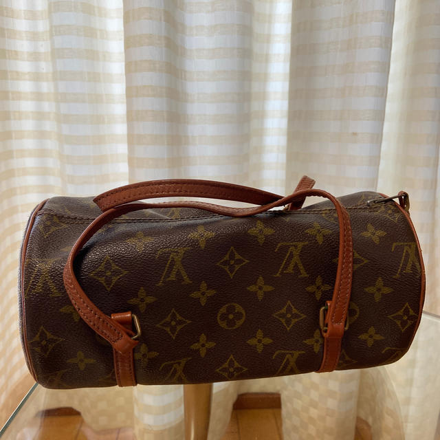 バッグLOUIS VUITTON  パピヨン