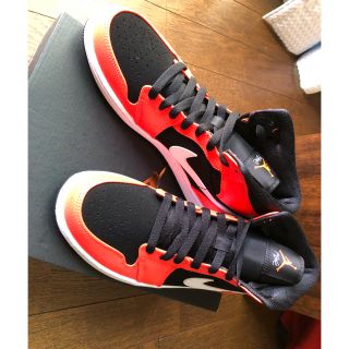 ナイキ(NIKE)のAIR JORDAN 1 MID エアージョーダン1(スニーカー)