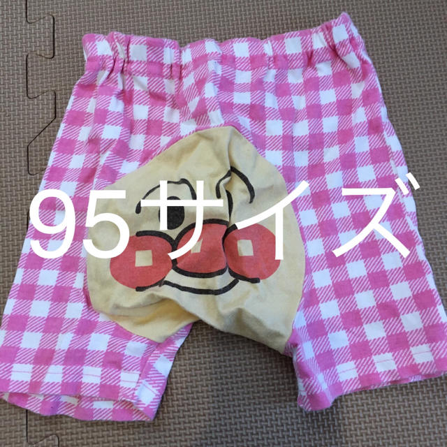 アンパンマン(アンパンマン)のアンパンマン  女の子　半ズボン　夏服 キッズ/ベビー/マタニティのキッズ服女の子用(90cm~)(パンツ/スパッツ)の商品写真