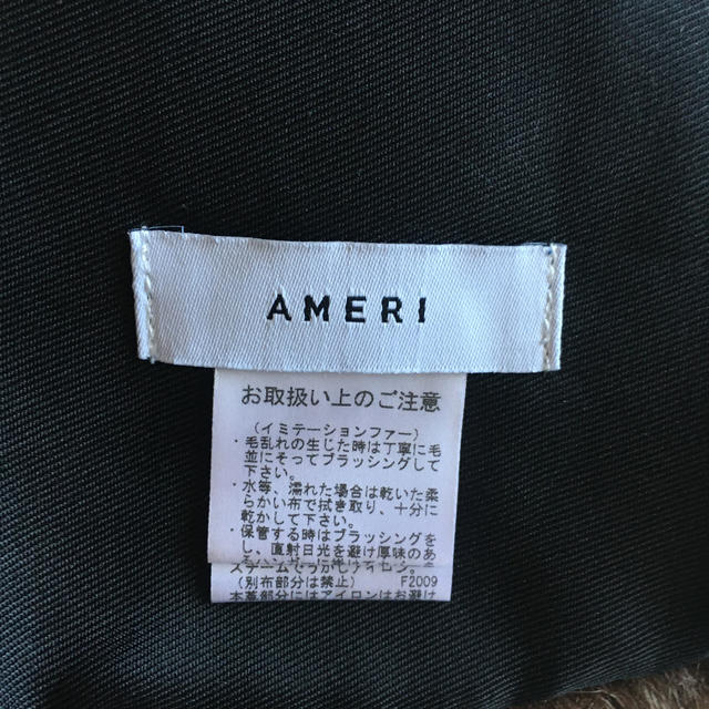 Ameri VINTAGE(アメリヴィンテージ)のameri vintage エコファーケープ レディースのジャケット/アウター(毛皮/ファーコート)の商品写真