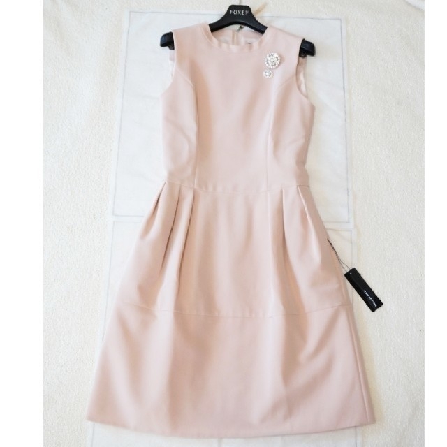 専門ショップ FOXEY 極美品♡フォクシー♡タックコクーンワンピース