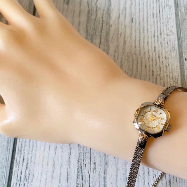 agete(アガット)の【美品】agete アガット クラシック 腕時計 0.028ct K10 ダイヤ レディースのファッション小物(腕時計)の商品写真