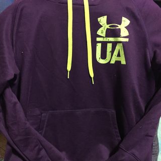 アンダーアーマー(UNDER ARMOUR)のUNDER ARMOUR(パーカー)