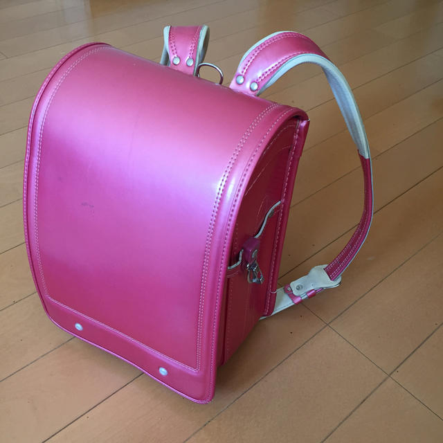 かるすぽ ランドセル(pearl pink) キッズ/ベビー/マタニティのこども用バッグ(ランドセル)の商品写真