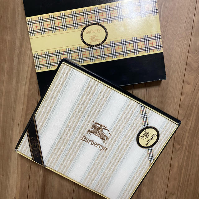 BURBERRY - BURBERRY タオルケット ★新品未使用★の通販 by さくら's shop｜バーバリーならラクマ