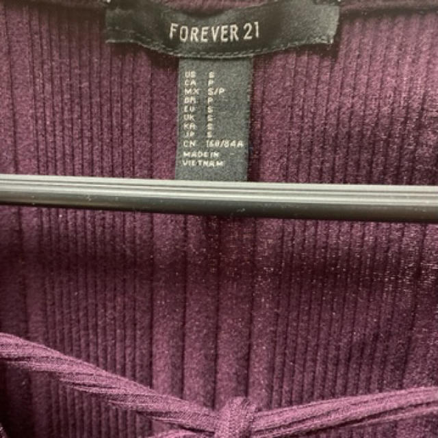 FOREVER 21(フォーエバートゥエンティーワン)のFOREVER21 トップス ニット 半袖 レディースのトップス(ニット/セーター)の商品写真