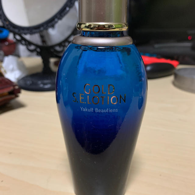 Yakult(ヤクルト)のヤクルト化粧品 GOLD S.E LOTION コスメ/美容のスキンケア/基礎化粧品(化粧水/ローション)の商品写真