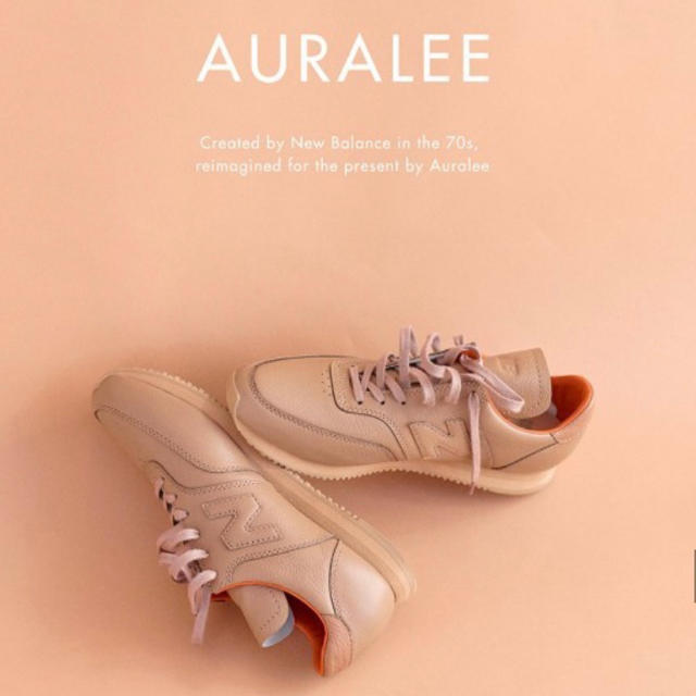 New Balance AURALEE コラボスニーカー