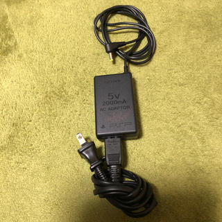 プレイステーションポータブル(PlayStation Portable)のPSP充電器(バッテリー/充電器)