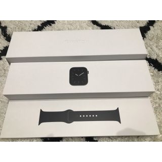 アップルウォッチ(Apple Watch)のApple Watch 5(腕時計(デジタル))