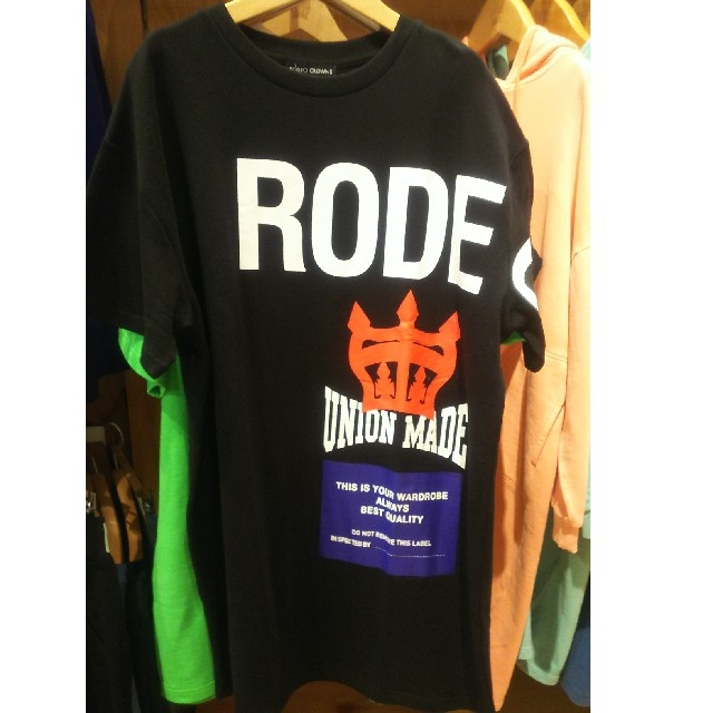 RODEO CROWNS WIDE BOWL(ロデオクラウンズワイドボウル)の新品ブラック 今季初ロンTワンピース特別提供価格♪ レディースのワンピース(その他)の商品写真