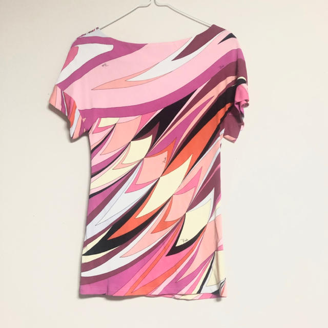 EMILIO PUCCI(エミリオプッチ)のエミリオプッチ トップス  ピンク　Tシャツ レディースのトップス(カットソー(半袖/袖なし))の商品写真