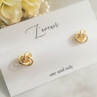 イエナ(IENA)の【再販スタート】大人シンプル♡三連結びのピアス／イヤリング(ピアス)