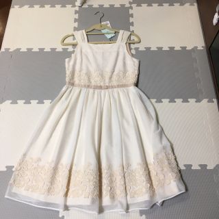 トッカ(TOCCA)のトッカ　刺繍レース　すずらん　ワンピース　ライトベージュ　タグ付(ワンピース)