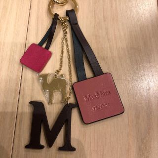 大セール！MAX MARA 鹿革キーホルダー M バッグチャーム　black