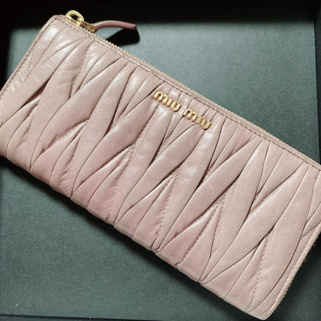 miumiu(ミュウミュウ)のmiu miu \長財布/ メンズのファッション小物(長財布)の商品写真