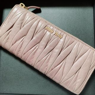 ミュウミュウ(miumiu)のmiu miu \長財布/(長財布)