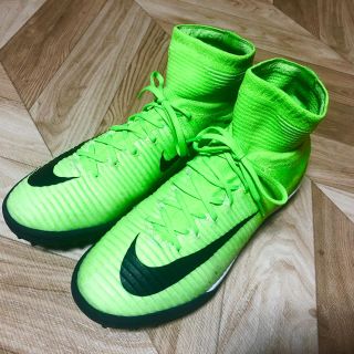 ナイキ(NIKE)のNIKE フットサルシューズ(シューズ)