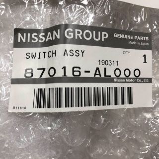 ニッサン(日産)の送料無料　日産パワーウィンドウスイッチ　87016-AL000(車種別パーツ)