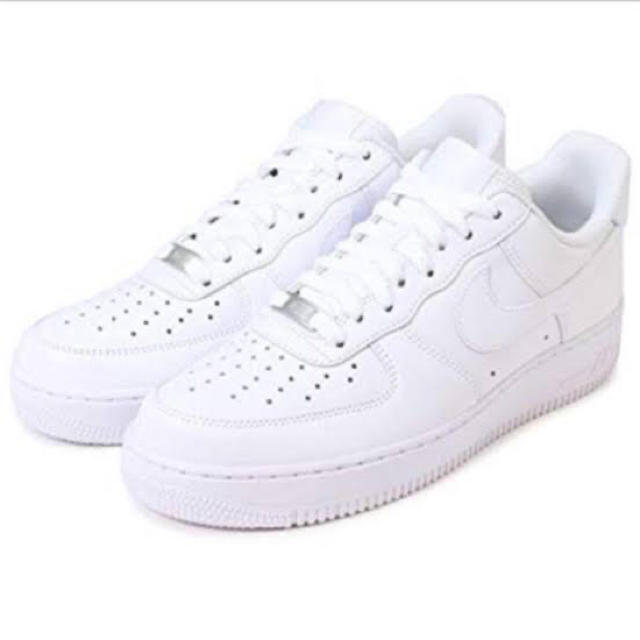 NIKE(ナイキ)のNIKE air force1 白 25センチ レディースの靴/シューズ(スニーカー)の商品写真