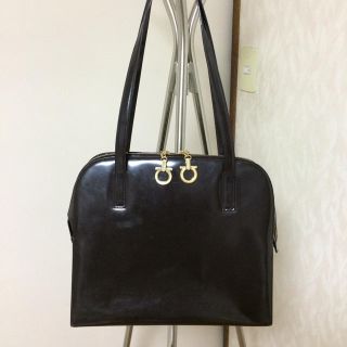 サルヴァトーレフェラガモ(Salvatore Ferragamo)の週末限定サービス品 フェラガモ バッグ(ショルダーバッグ)