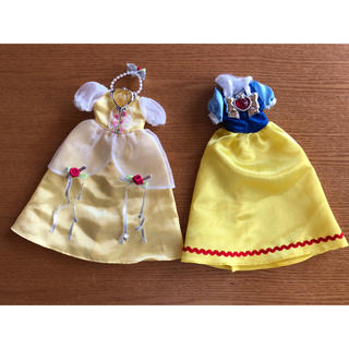 タカラトミー(Takara Tomy)のリカちゃん ドレス２着セット 白雪姫(ぬいぐるみ/人形)