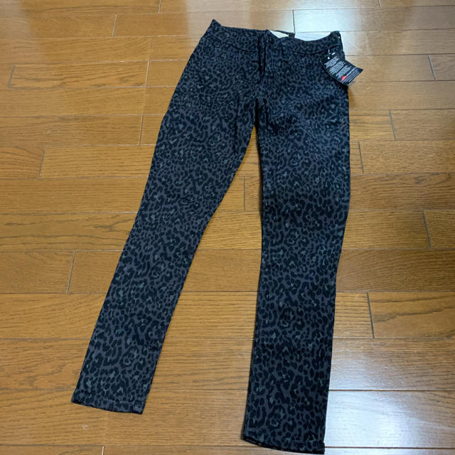 GAP(ギャップ)のGAP   スキニー デニム　S   新品　ウエスト62  ストレッチ レディースのパンツ(デニム/ジーンズ)の商品写真